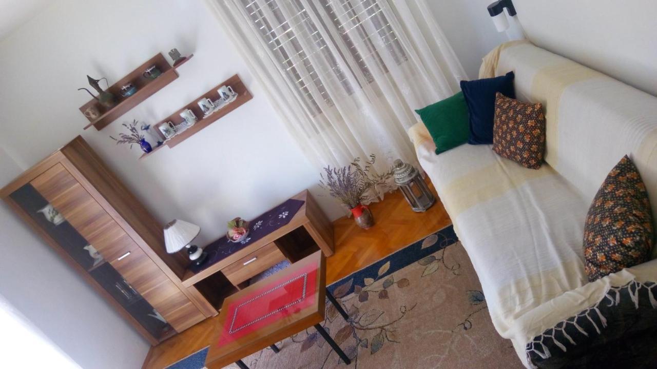Appartement Apartman Mira à Baška Extérieur photo