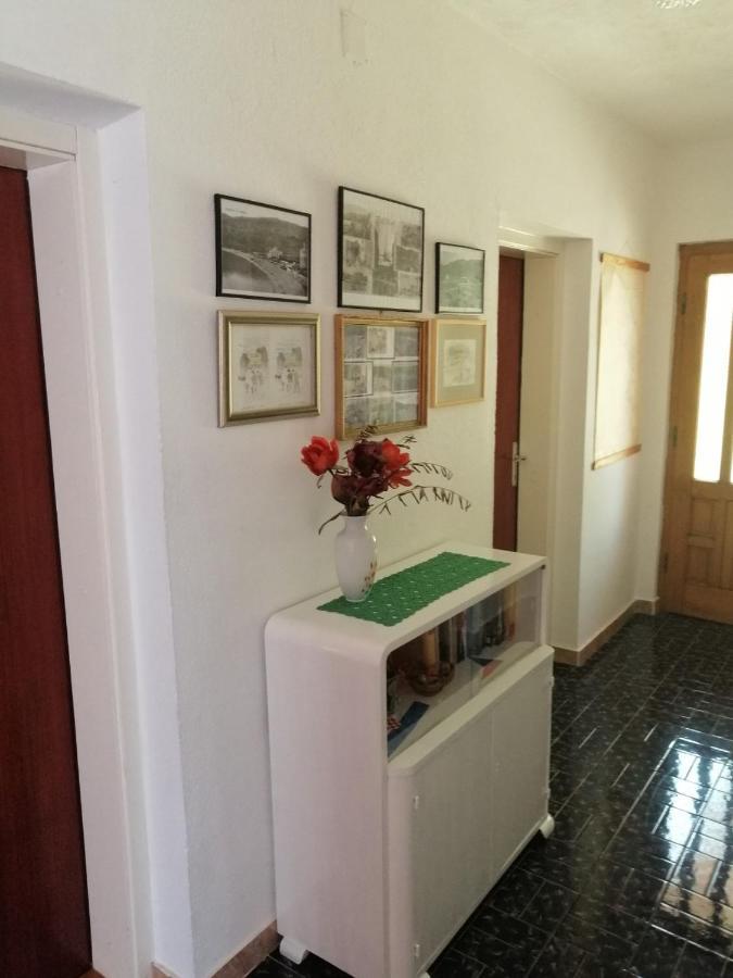 Appartement Apartman Mira à Baška Extérieur photo