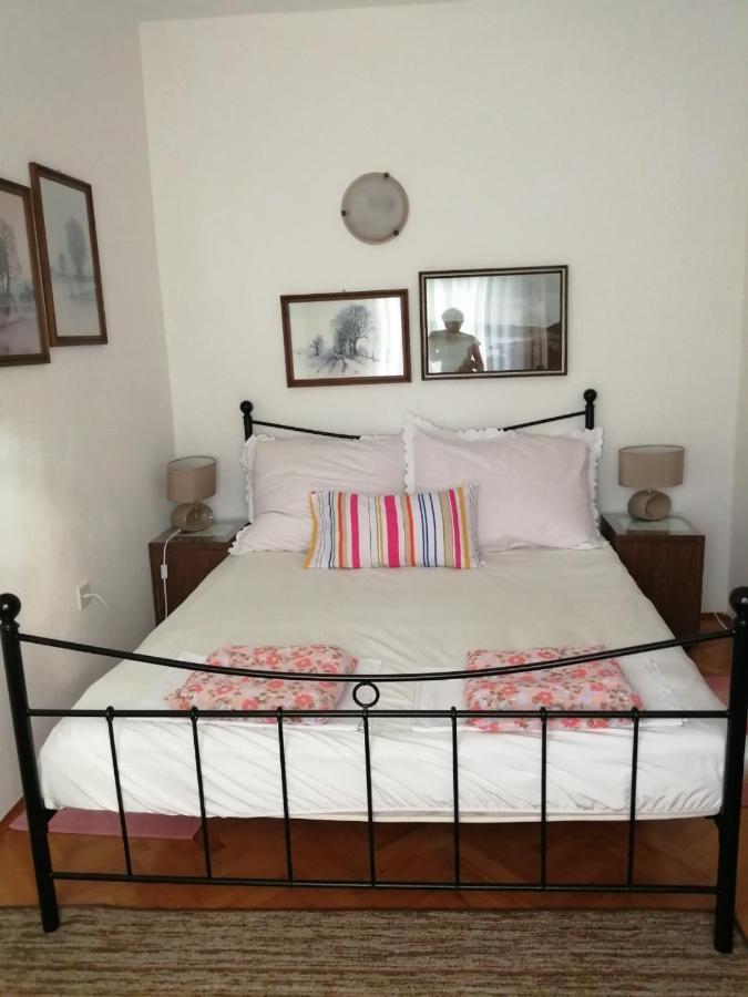 Appartement Apartman Mira à Baška Extérieur photo